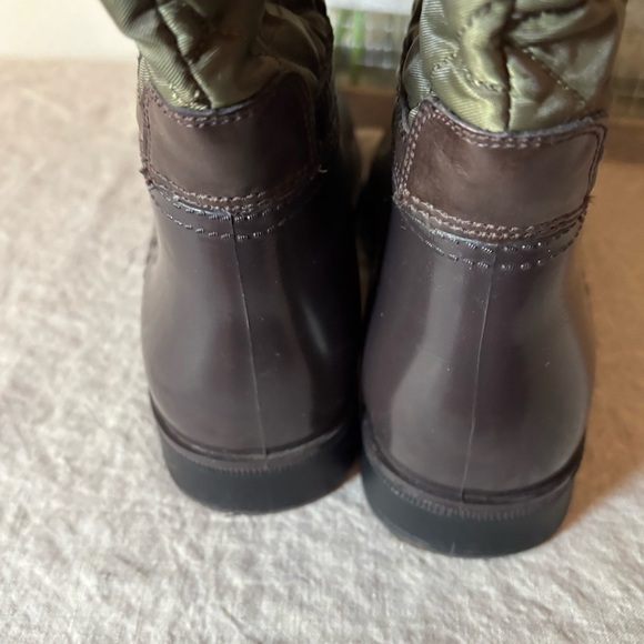 Storm by Cougar Women's Sassy Rain Boot, Size 6. Olive and Brown w/ Side Buckle - Picture 6 of 11